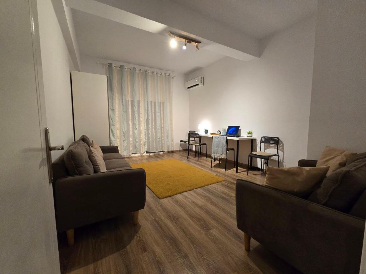 Sunny Rooms ลิมาซอล ภายนอก รูปภาพ